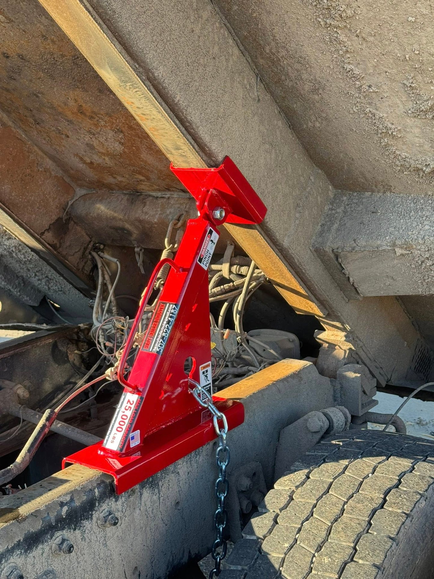 Safety Stand – Standard Dump Truck Brace | Fixed Saddle | 25,000 lb | OSHA | USA